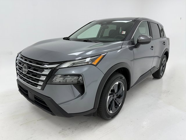 Used 2025 Nissan Rogue SV image 4