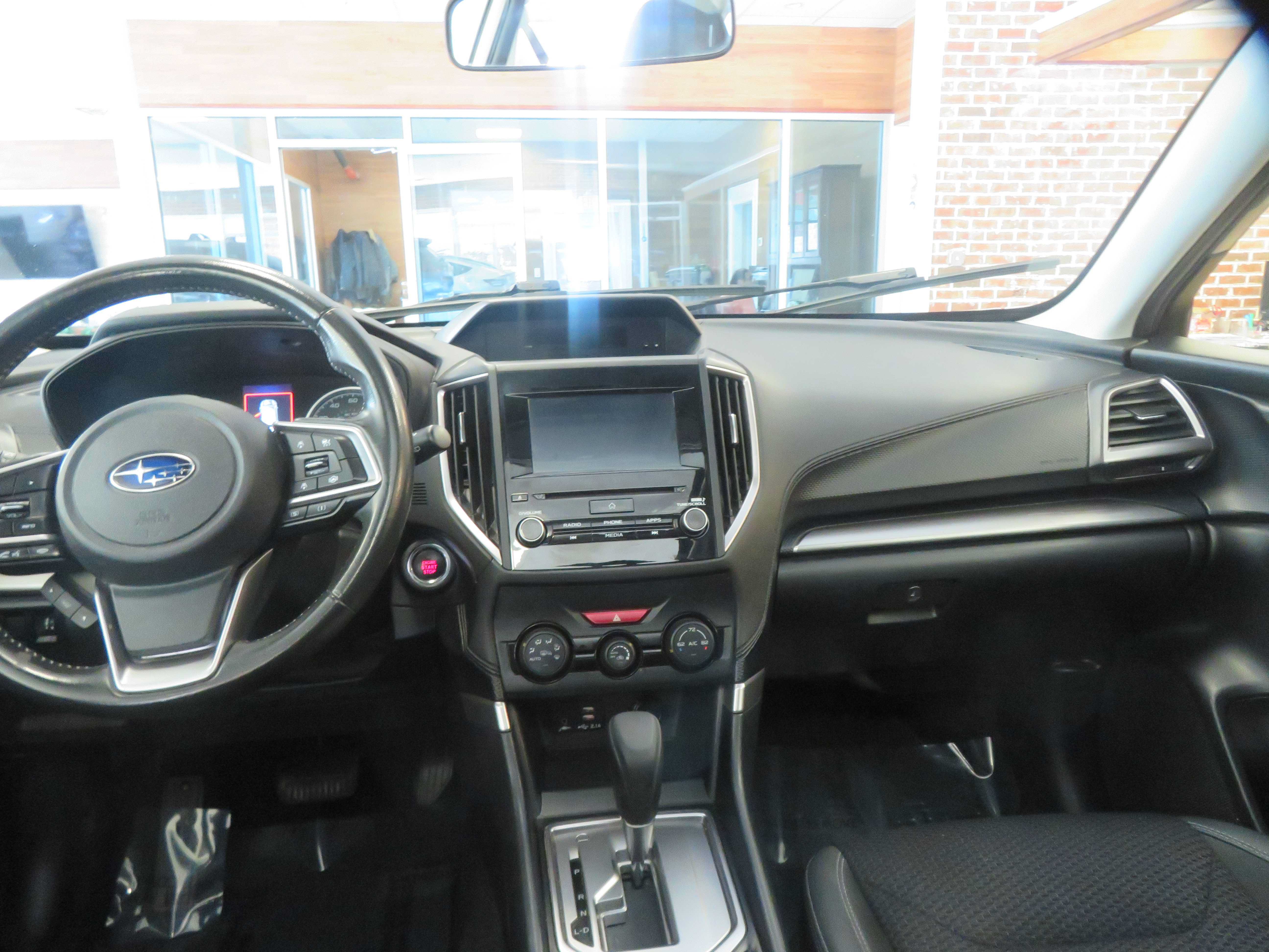 Used 2023 Subaru Forester Premium AWD/4WD image 50