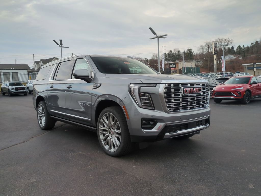 New 2026 GMC Yukon XL Denali w/ Denali Reserve Package AWD/4WD image 3