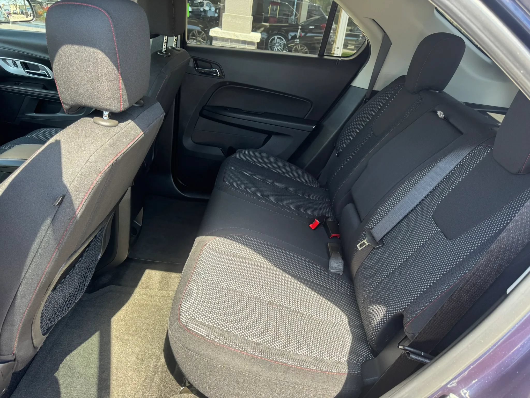 Used 2015 Chevrolet Equinox LT w/ Driver Convenience Package FWD image 13