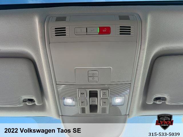 Used 2022 Volkswagen Taos SE w/ Panoramic Sunroof Package image 26