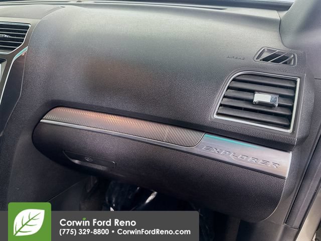 Used 2016 Ford Explorer Sport w/ Equipment Group 401A AWD/4WD image 32