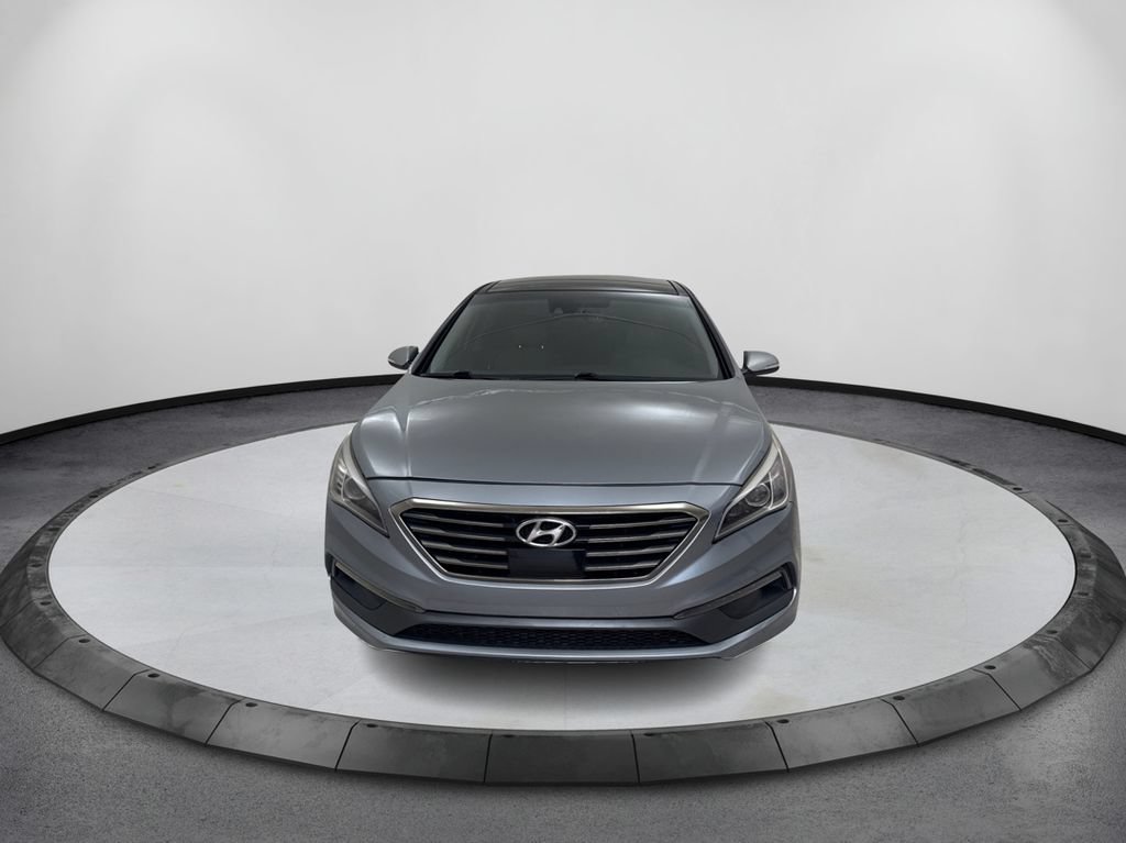 Used 2015 Hyundai Sonata Limited w/ Option Group 06 FWD image 2