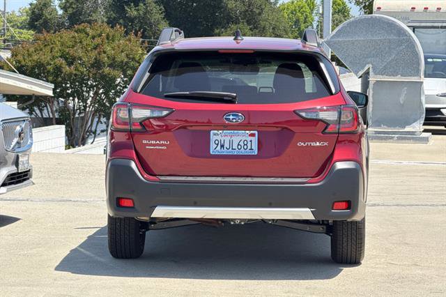 Certified 2025 Subaru Outback Limited AWD/4WD image 4