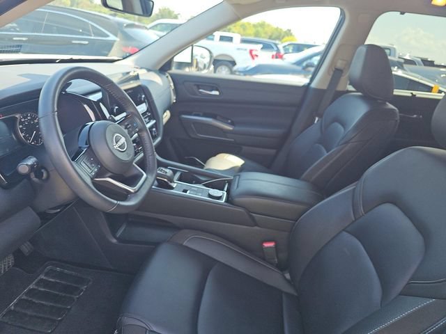Certified 2025 Nissan Pathfinder SL AWD/4WD image 6