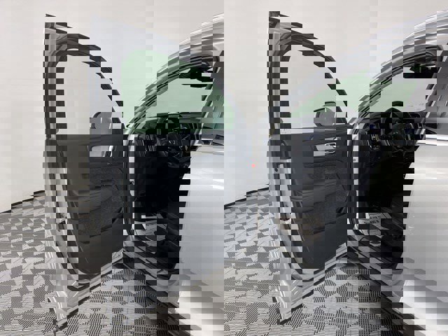 Used 2023 Volvo XC40 B5 Plus w/ Driver Assist Package AWD/4WD image 13