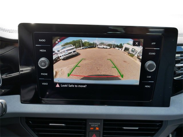 New 2025 Volkswagen Jetta SE image 12