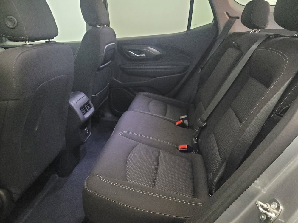 Used 2024 GMC Terrain SLE AWD/4WD image 18
