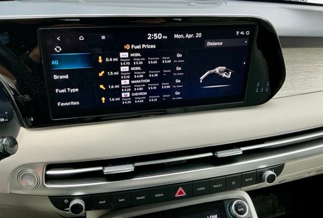 Used 2023 Hyundai Palisade Calligraphy w/ Winter Package image 40