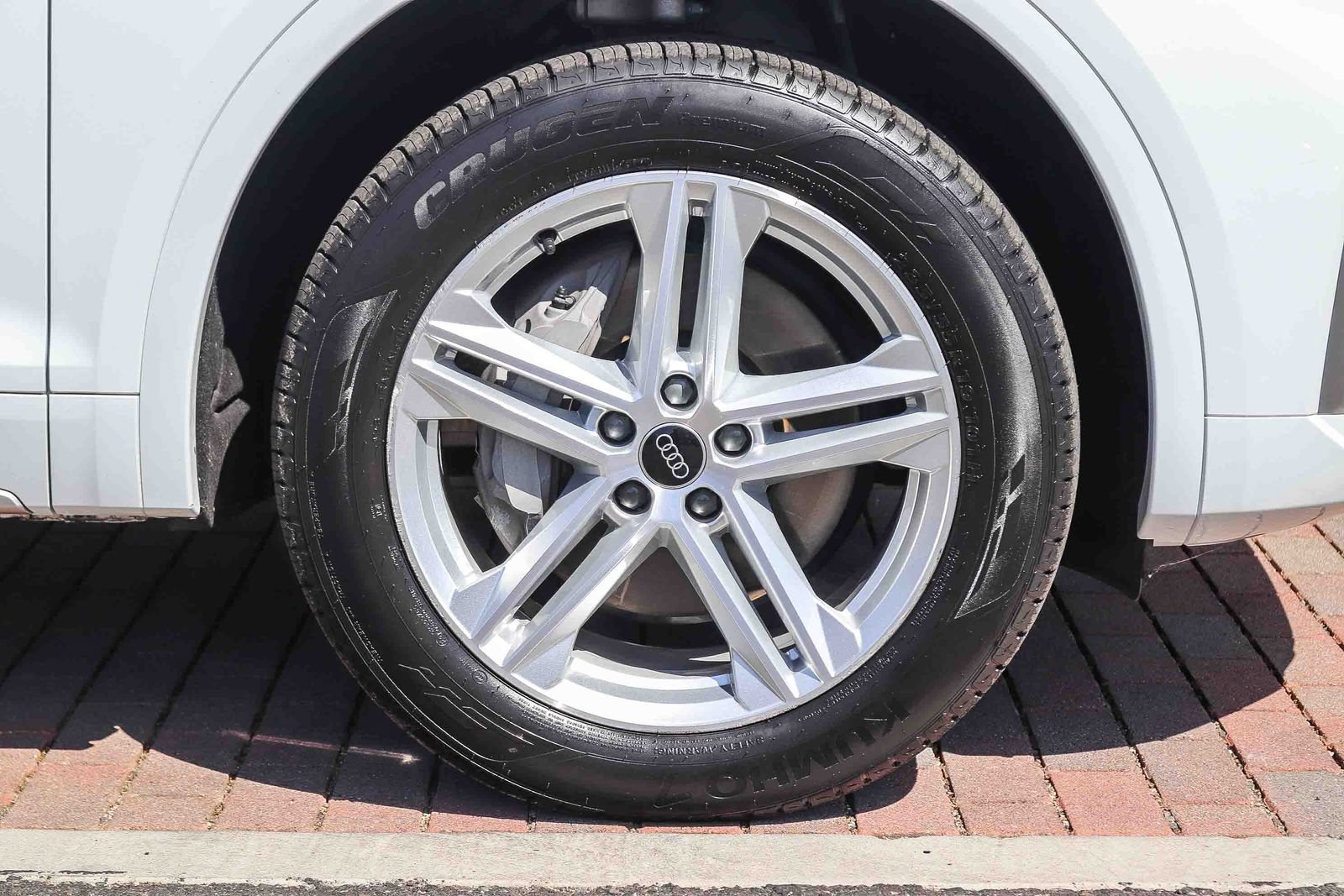Certified 2024 Audi Q5 e Premium w/ Convenience Package AWD/4WD image 11