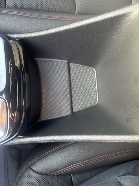 Used 2024 Chevrolet Trax RS w/ Sunroof Package image 29