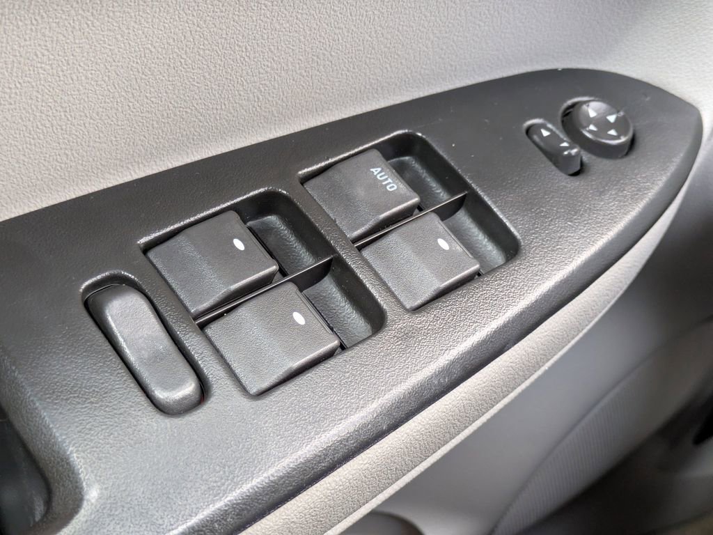 Used 2010 Chevrolet Impala LS image 21