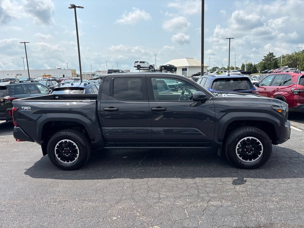 Used 2024 Toyota Tacoma TRD Off-Road AWD/4WD image 2