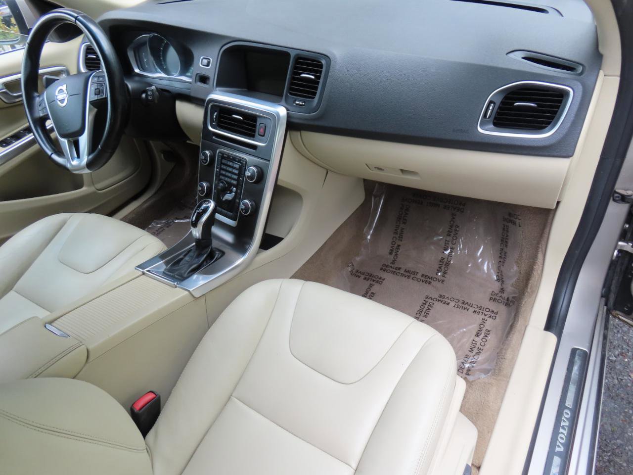 Used 2015 Volvo V60 T5 Premier AWD/4WD image 17