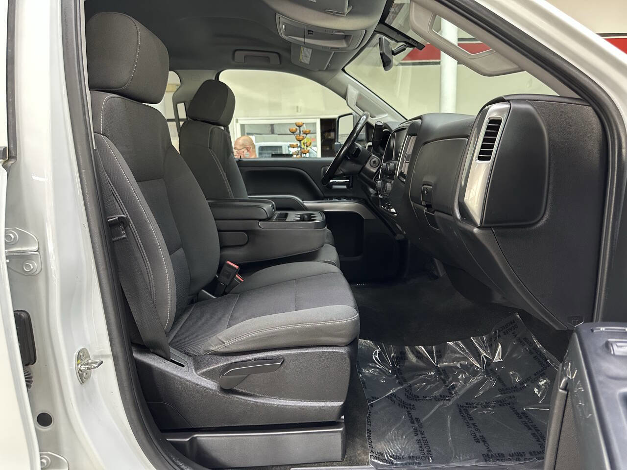 Used 2018 Chevrolet Silverado 3500 LT image 17