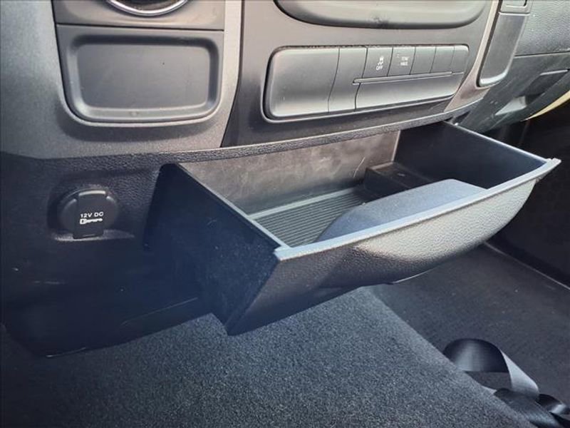 Used 2015 RAM 1500 Express image 21