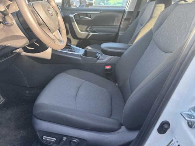 Used 2024 Toyota RAV4 XLE image 5