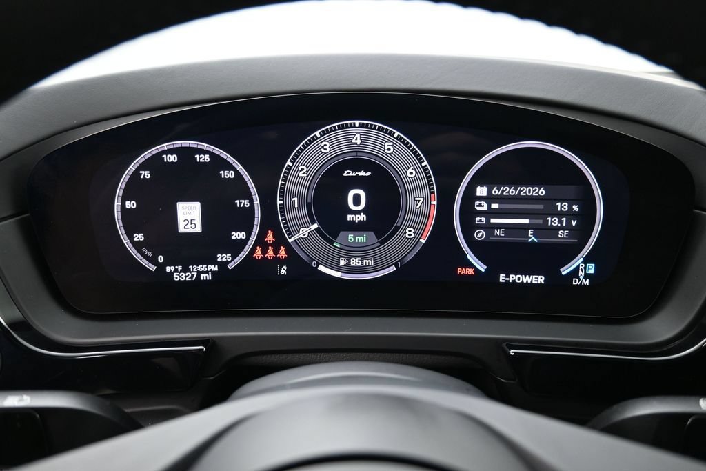 Certified 2025 Porsche Cayenne Turbo AWD/4WD image 20