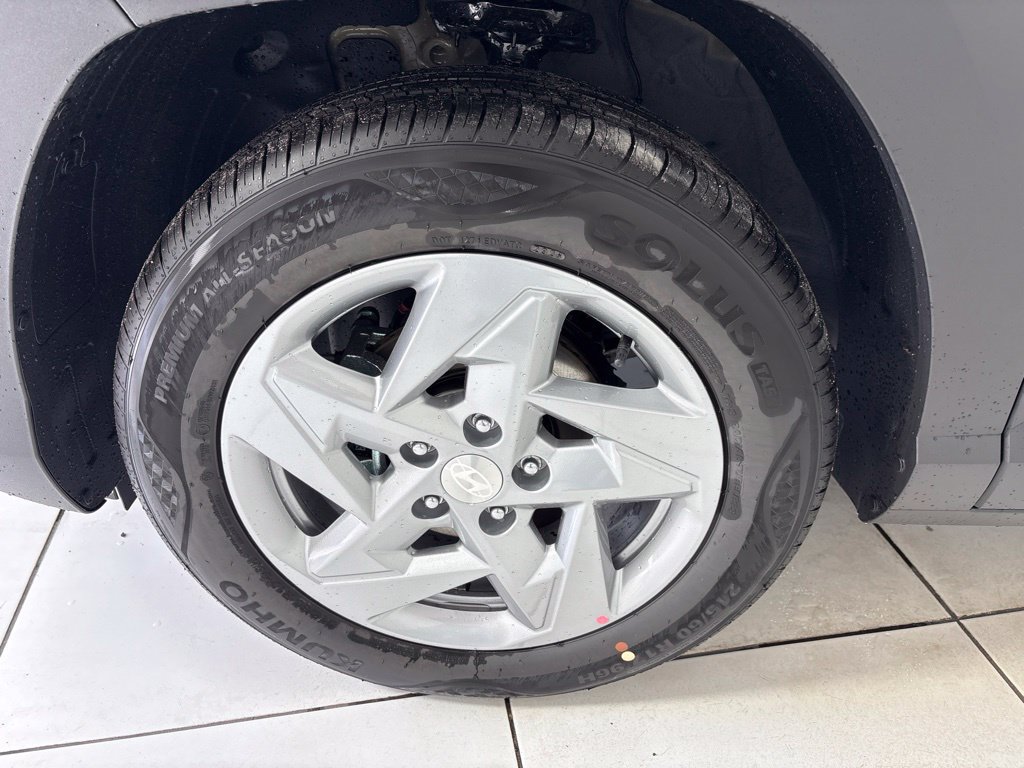 New 2027 Hyundai Kona SE FWD image 9