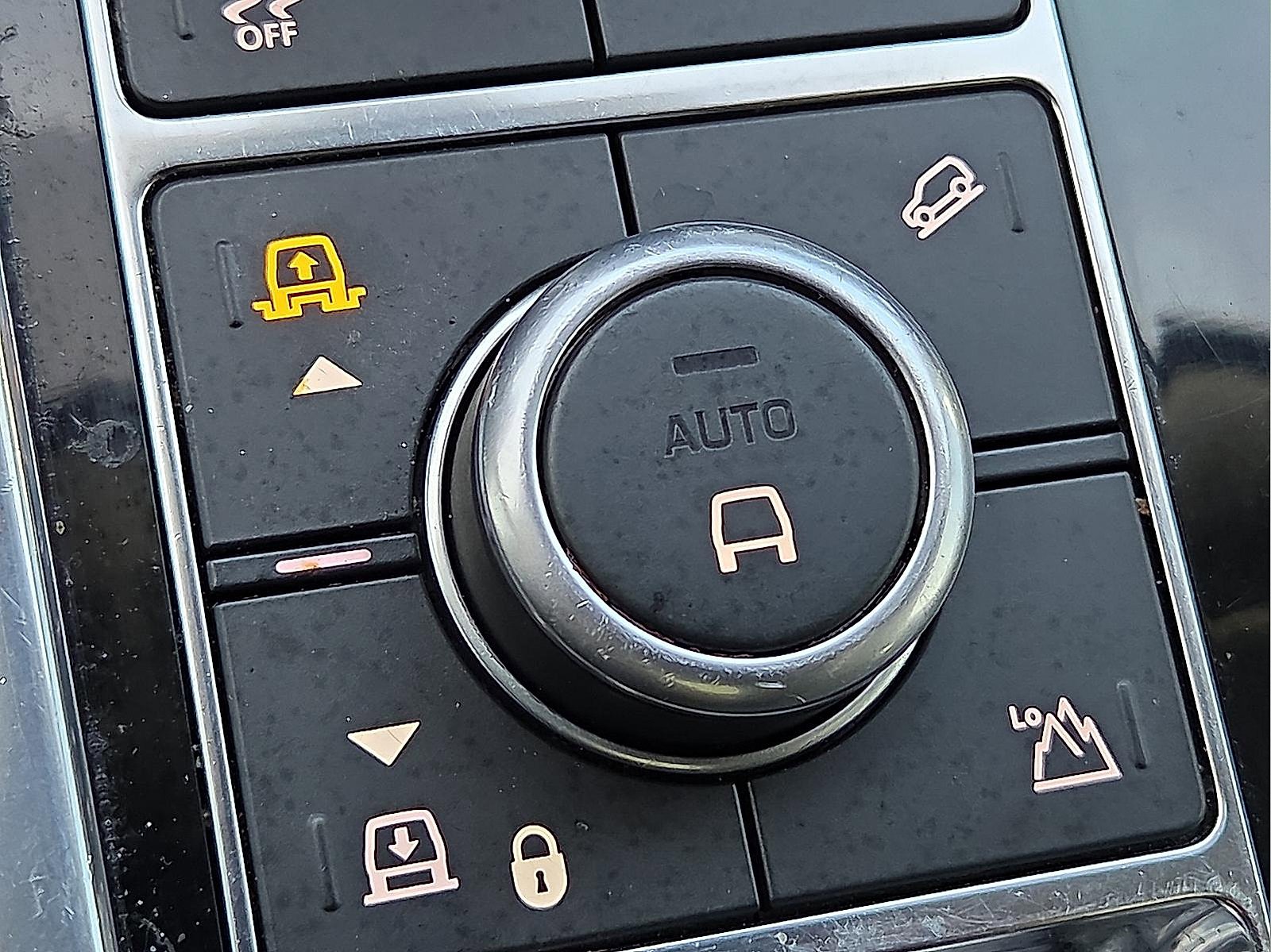 Used 2018 Land Rover Range Rover Sport Supercharged image 20