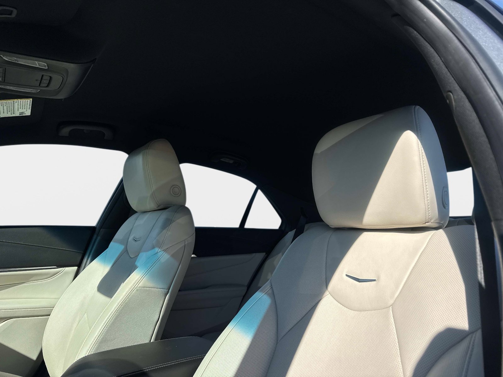 Used 2021 Cadillac CT4 Premium Luxury image 23