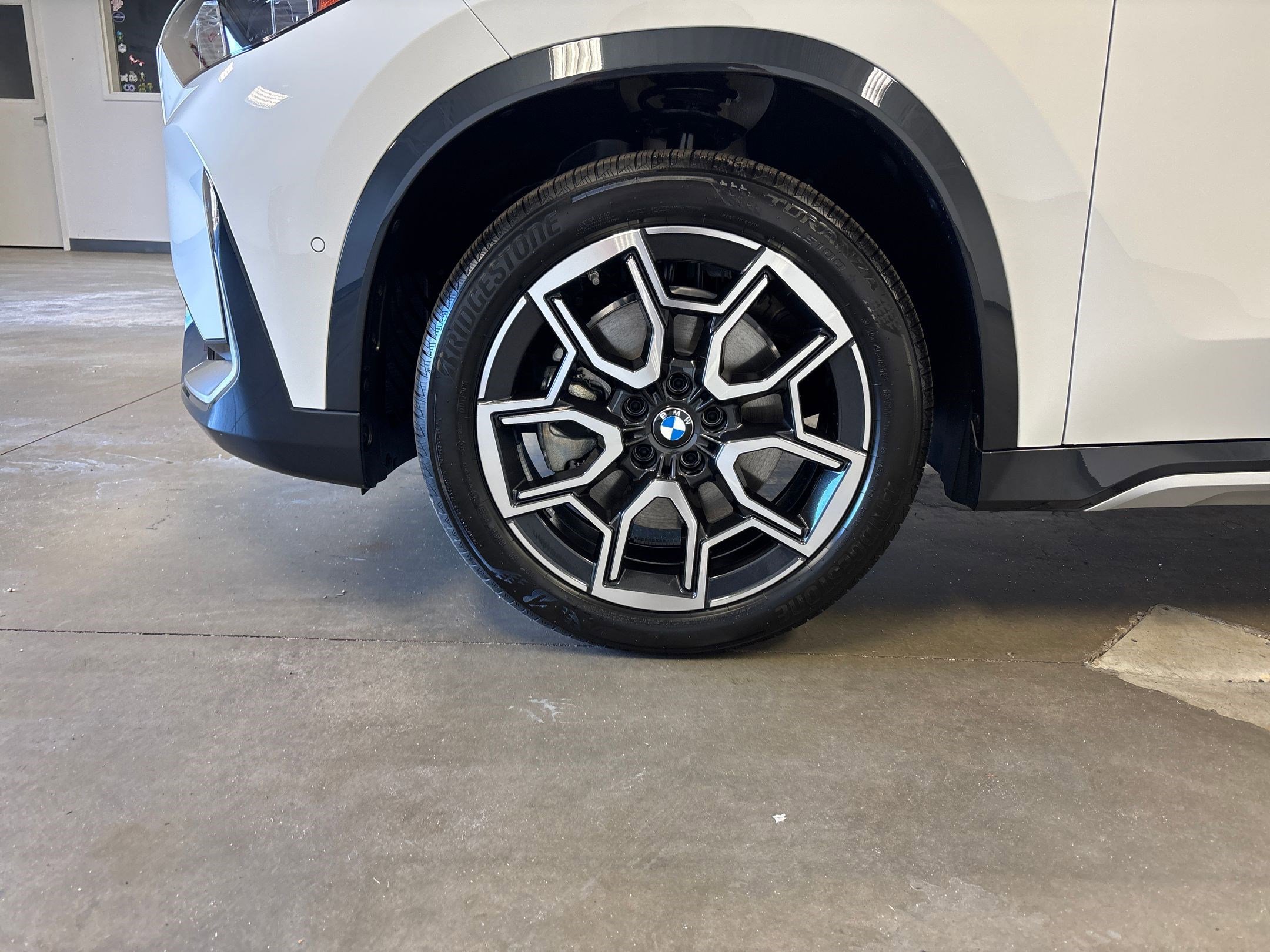 New 2026 BMW X1 xDrive28i w/ Convenience Package image 10