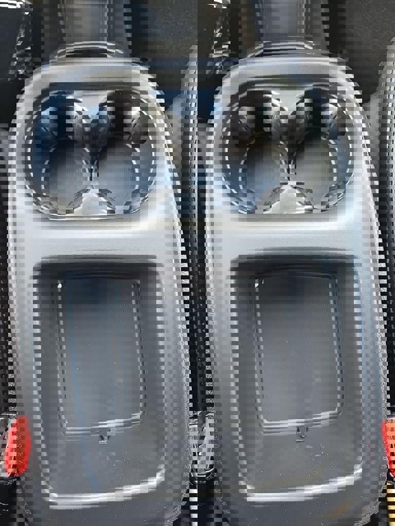 New 2026 Chrysler Pacifica Select image 32