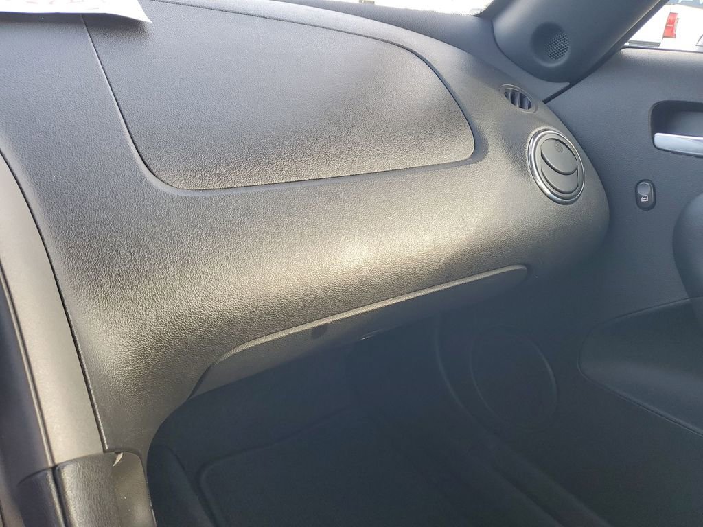 Used 2008 Pontiac Solstice GXP w/ Premium Package image 25