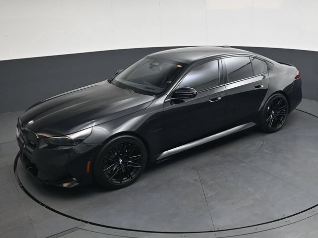 Used 2026 BMW M5 w/ Executive Package AWD/4WD image 32