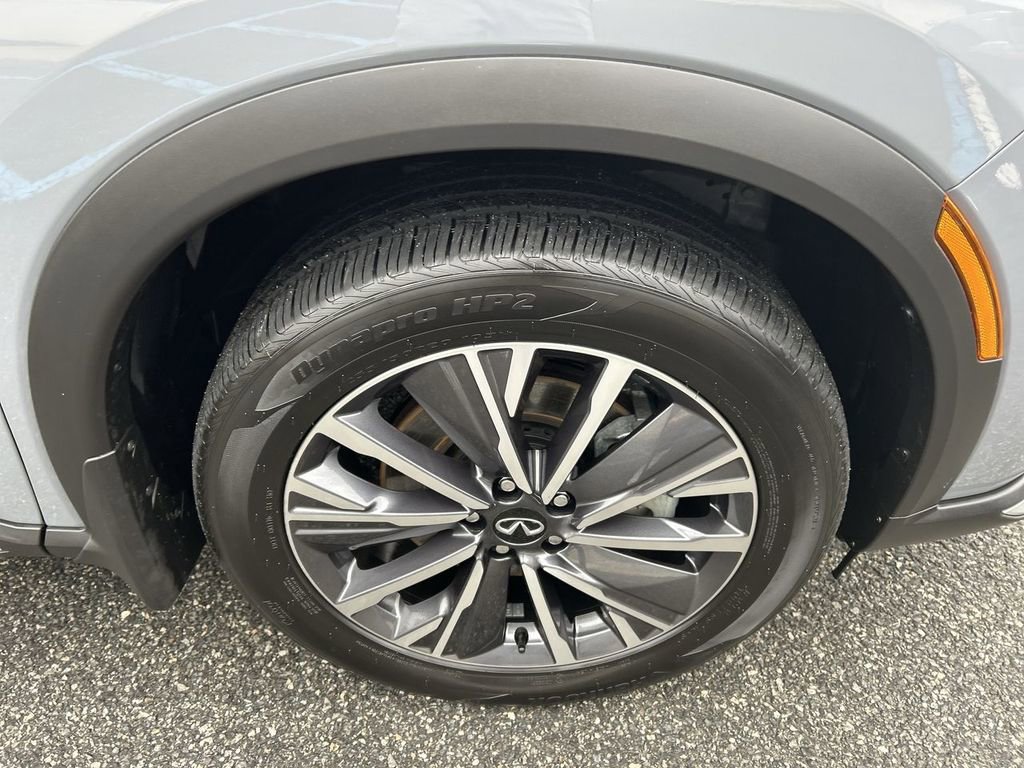 Certified 2026 INFINITI QX60 Luxe w/ Cargo Package AWD/4WD image 13