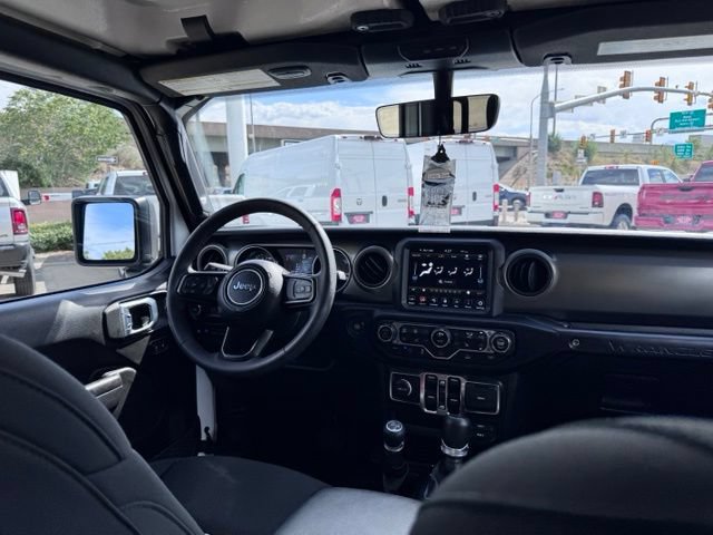 Used 2023 Jeep Wrangler Unlimited w/ Cold Weather Group AWD/4WD image 16