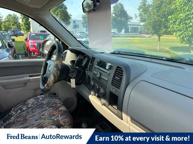 Used 2013 GMC Sierra 1500 W/T AWD/4WD image 10