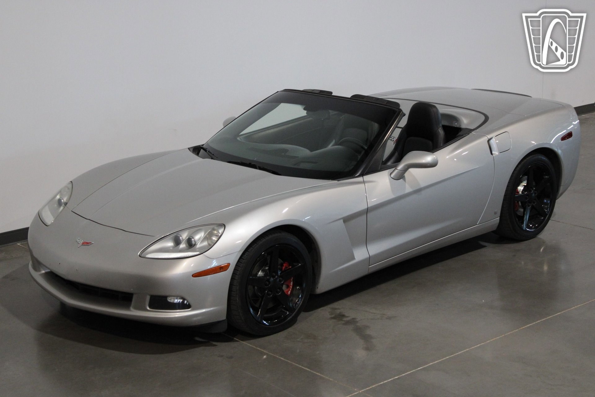 Used 2005 Chevrolet Corvette w/ Preferred Equipment Group RWD image 21