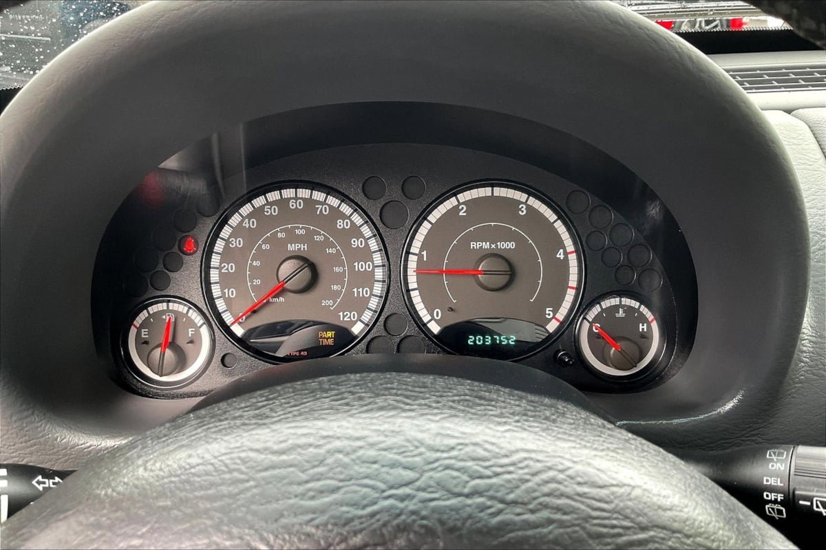 Used 2005 Jeep Liberty Sport AWD/4WD image 13