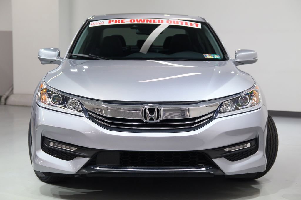 Used 2017 Honda Accord EX-L image 8