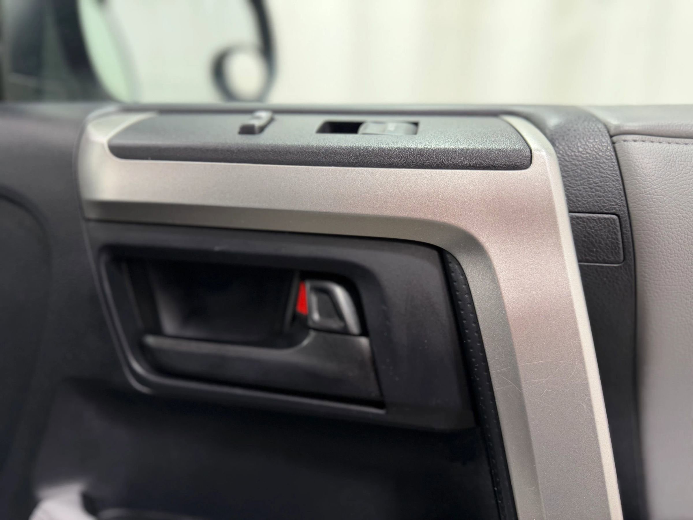 Used 2010 Toyota 4Runner SR5 image 26