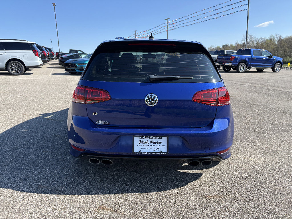 Used 2016 Volkswagen Golf 4-Door image 4