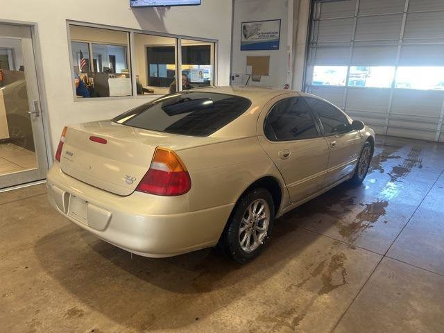 Used 2000 Chrysler 300M 4D Sedan image 8