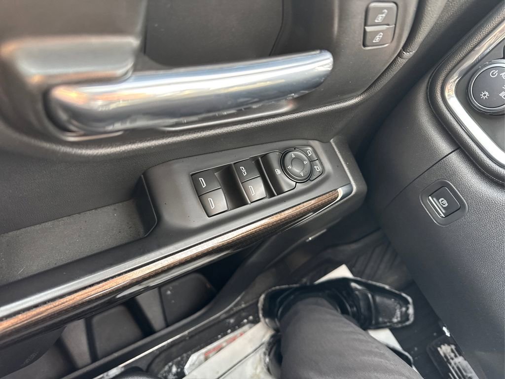 Used 2021 Chevrolet Silverado 1500 RST image 33