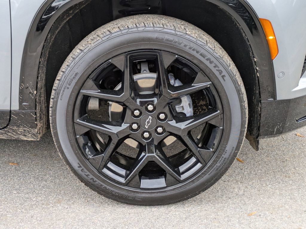 Used 2024 Chevrolet Traverse RS w/ LPO, Floor Liner Package image 12