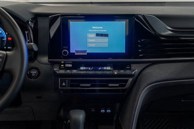 Used 2026 Toyota Camry LE image 18