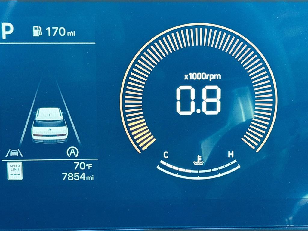 Used 2025 Hyundai Santa Fe SE image 12