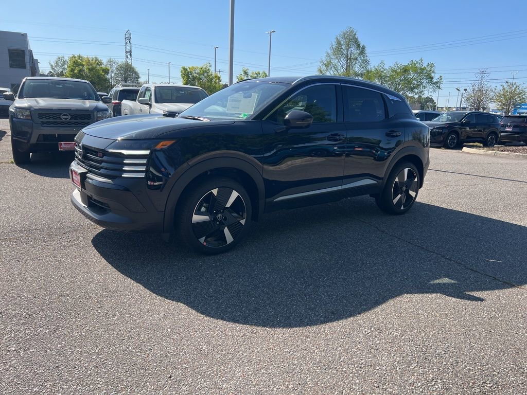New 2025 Nissan Kicks SR AWD/4WD image 12