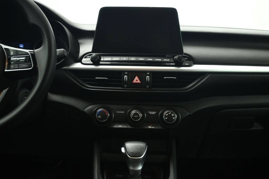 Used 2020 Kia Forte LXS FWD image 37