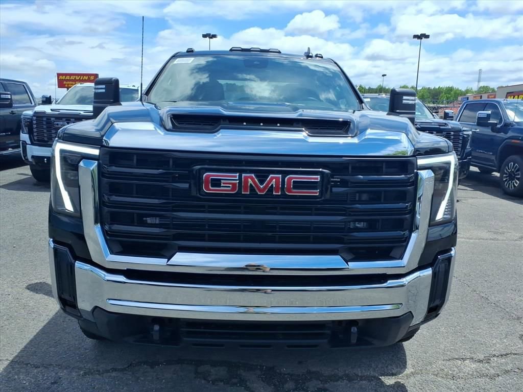 New 2026 GMC Sierra 2500 Pro w/ Max Trailering Package AWD/4WD image 8
