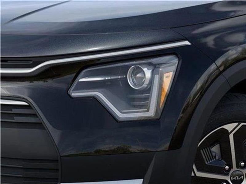 New 2025 Kia Niro EX image 64