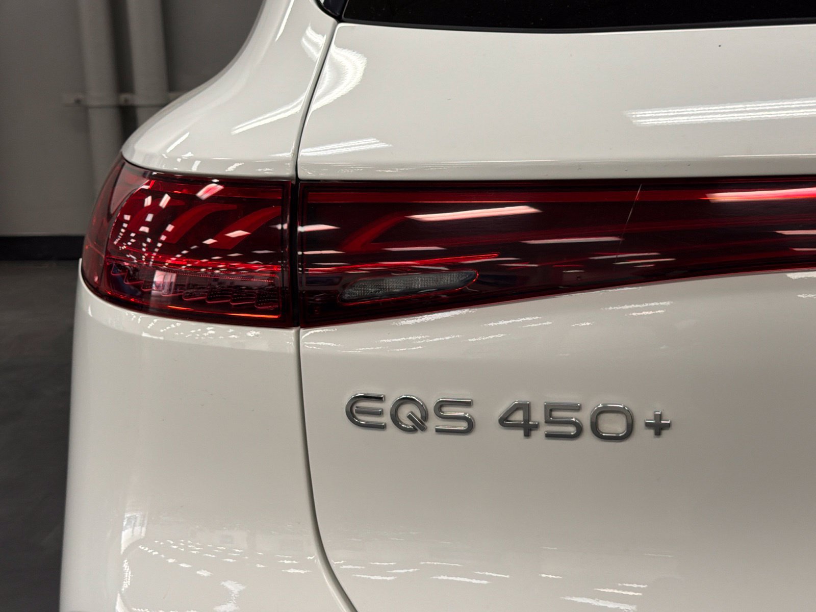 Used 2023 Mercedes-Benz EQS 450+ SUV w/ AMG Line Exterior Package image 14