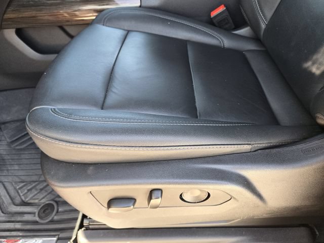 Used 2025 Chevrolet Silverado 1500 LT Trail Boss w/ LT Trail Boss Premium Package AWD/4WD image 24