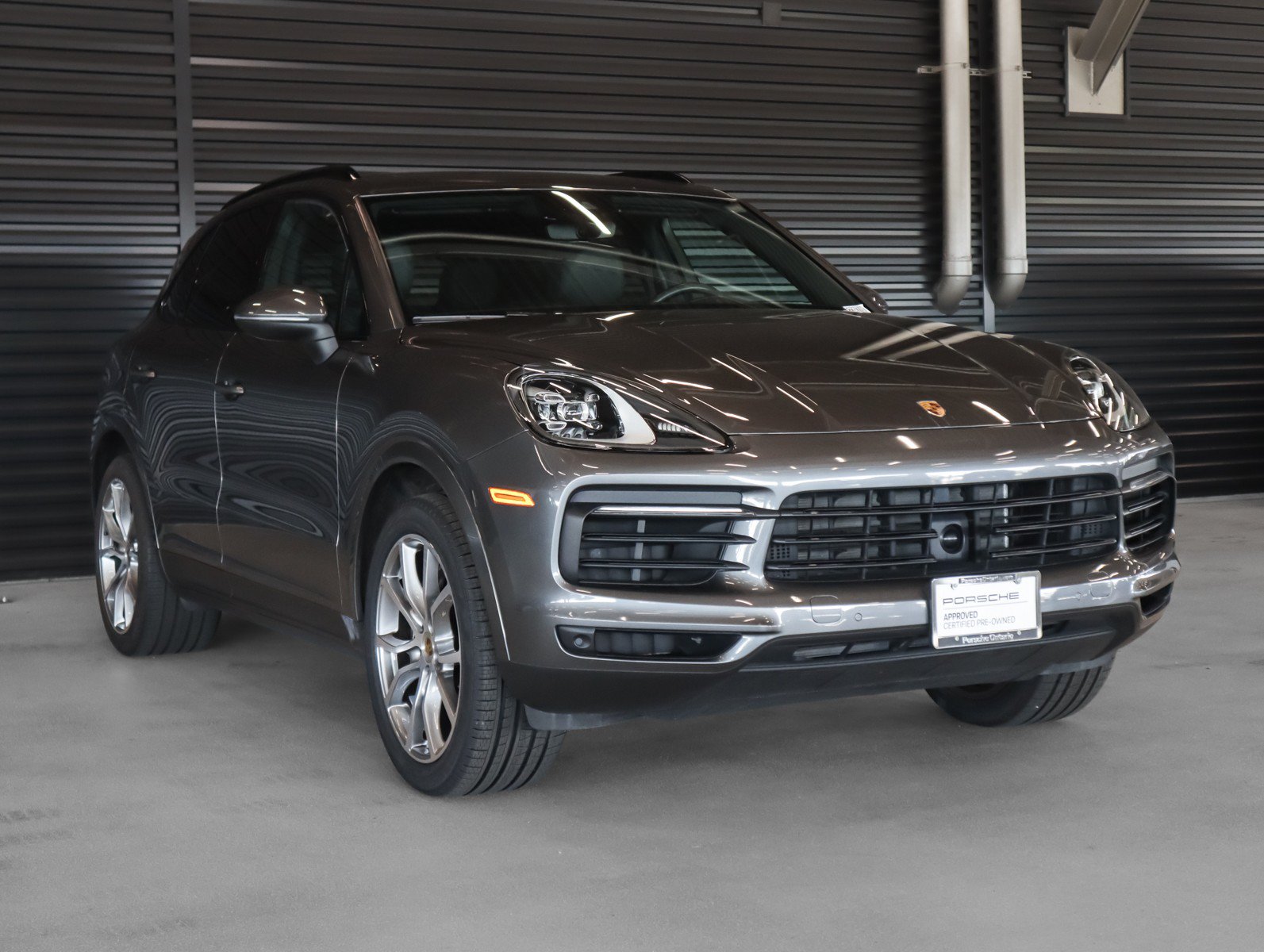 Certified 2023 Porsche Cayenne AWD/4WD image 7