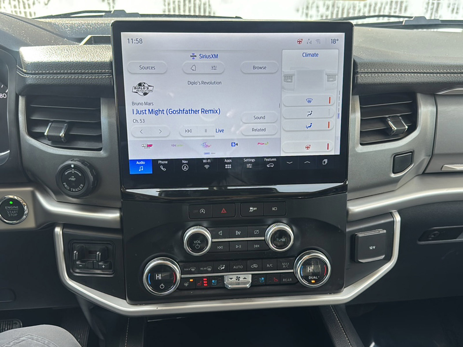 Used 2023 Ford Expedition XLT image 38